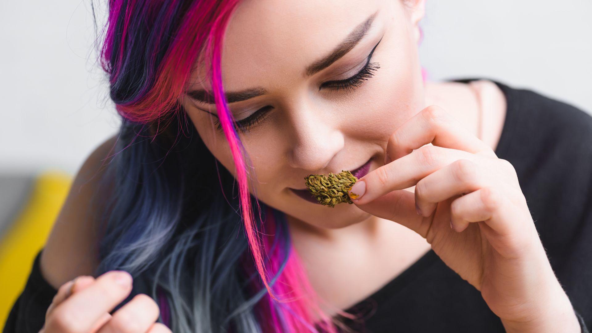 does-indica-give-you-panic-attacks (1)