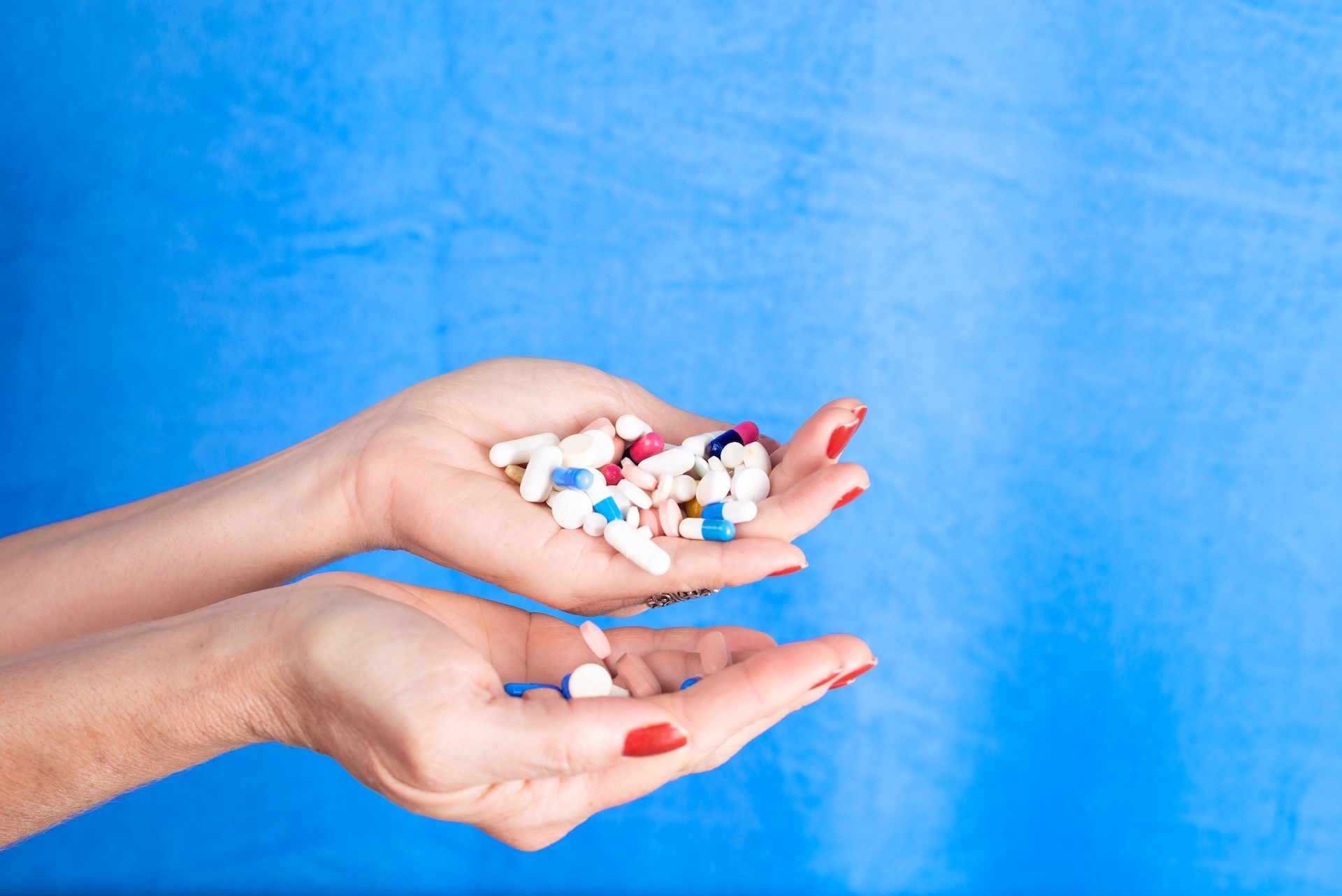 Inpatient rehab: hand full of opiates Inpatient rehab: hand full of opiates