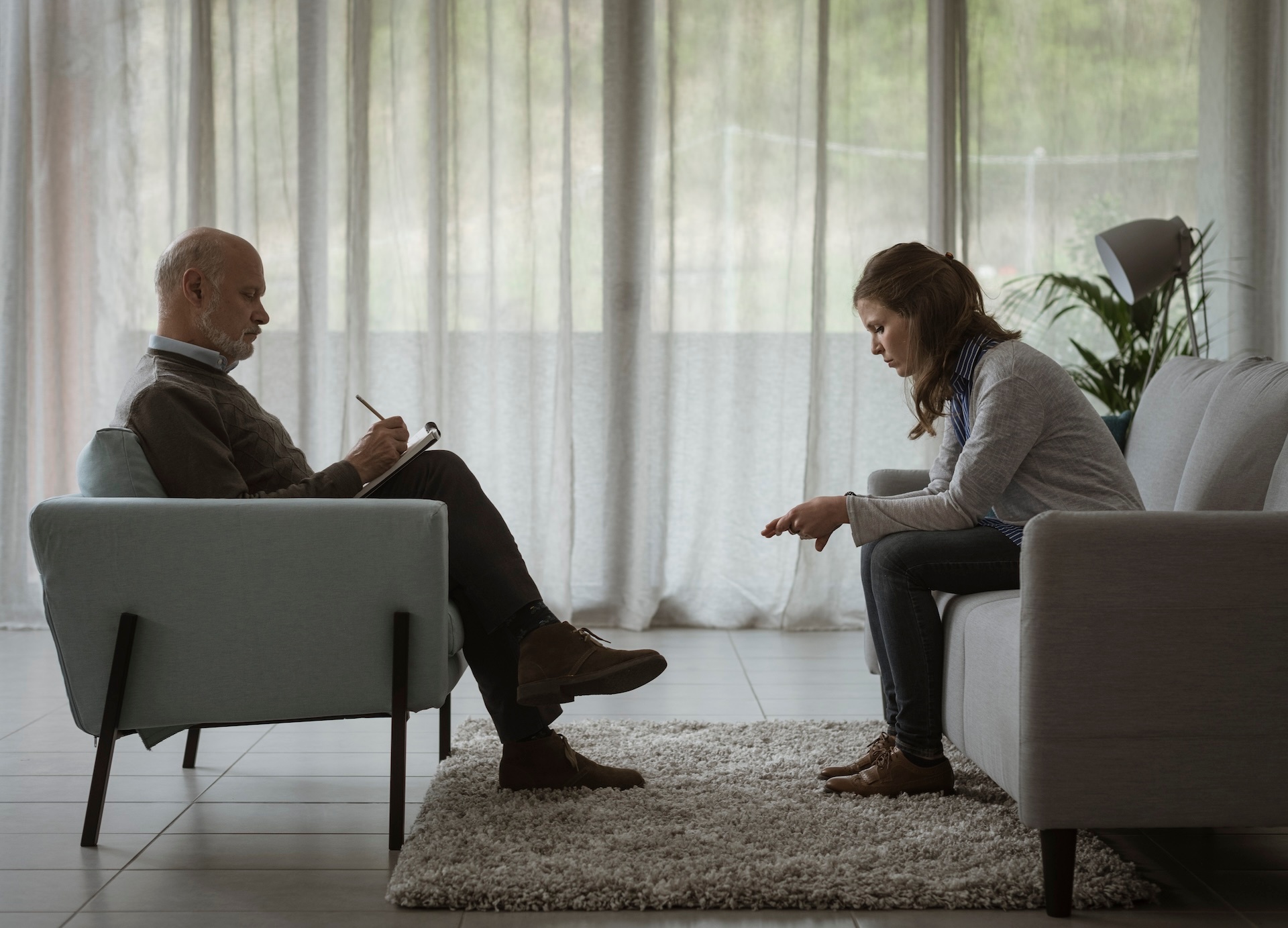 therapist-and-patient-during-a-psychotherapy-sessi-2025-01-07-12-38-33-utc