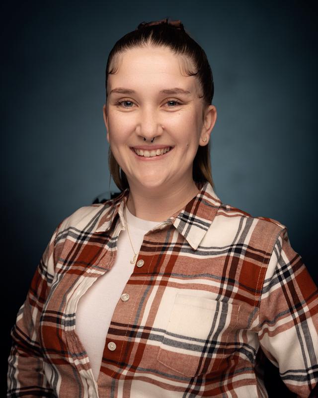 Julia Morey: Jr Customer Service Representative