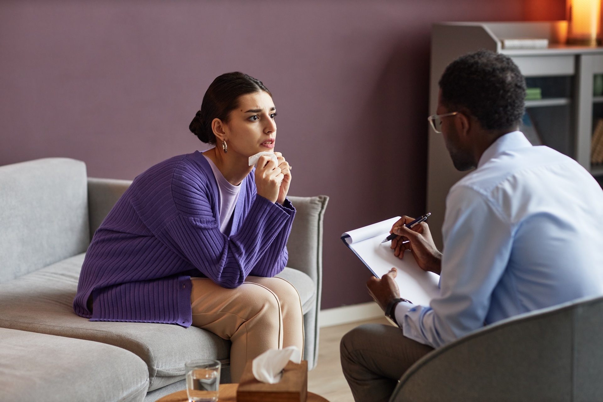 anxious-woman-at-psychologist-2023-11-27-05-29-31-utc
